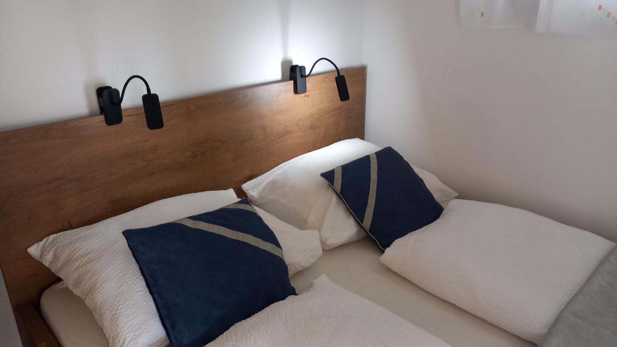 White Stone Apartman Hajduszoboszlo Exterior photo